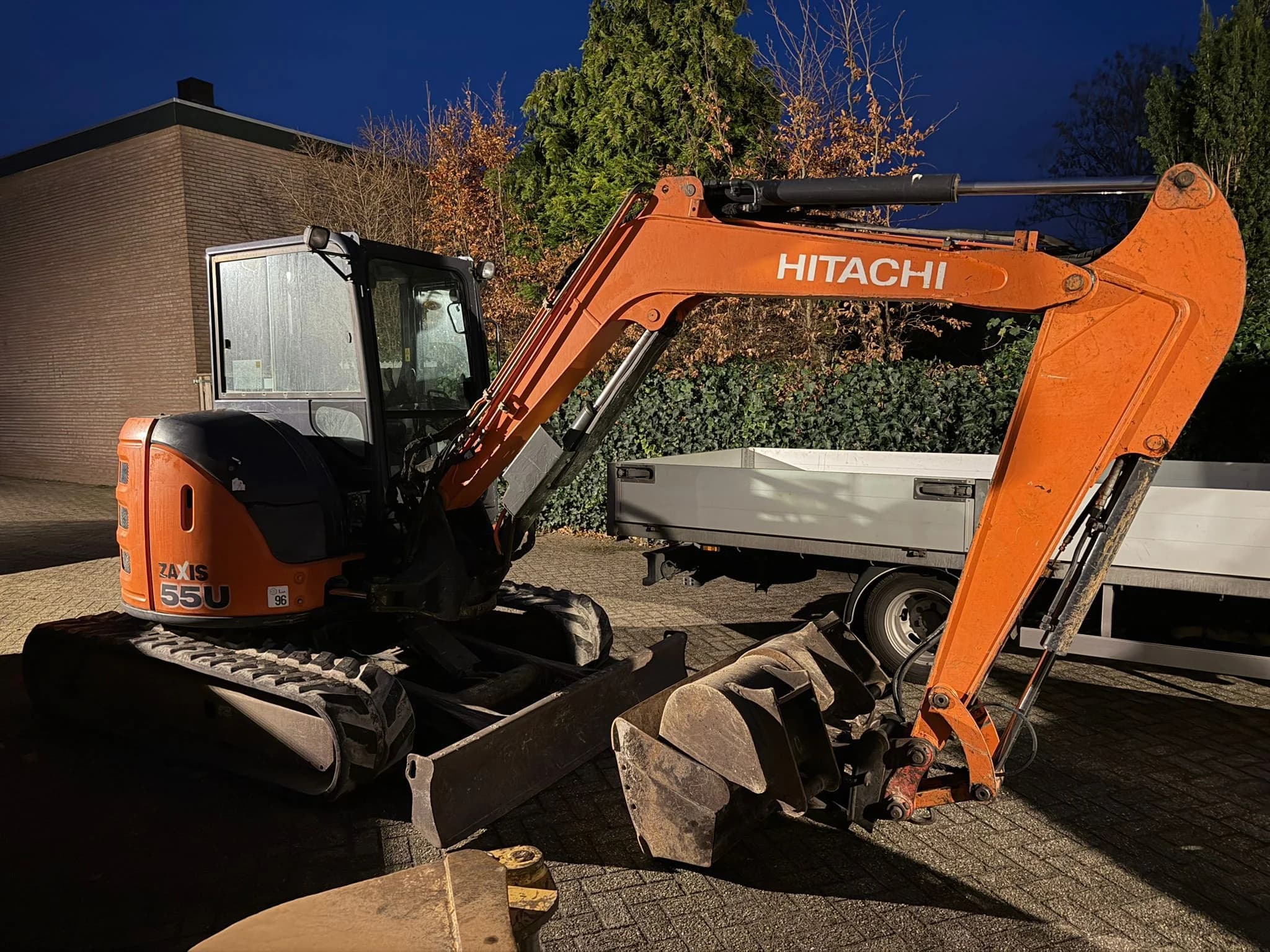 Hitachi Zaxis 55U Minibagger gebraucht Sauerland — Kettenstark Ankauf